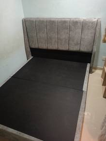 Bed and mattress 