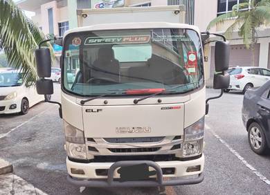 Lori Isuzu NLR77UEE untik dijual