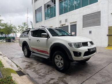 2010 Mitsubishi Triton