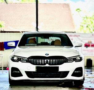 BMW 330i 30i M SPORT in Johor Bahru, JHR