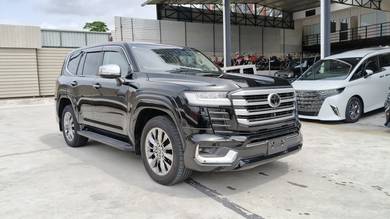 2023 Toyota Land Cruiser ZX