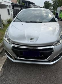 Peugeot 208 PURETECH in Iskandar Puteri, JHR