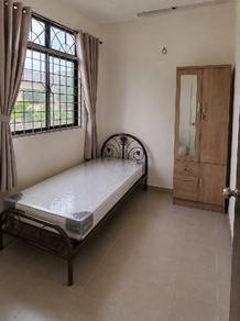 Room in Kulim, KDH