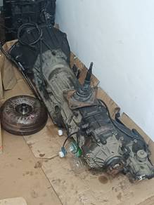 Gearbox hilux surf kzn130 1kz