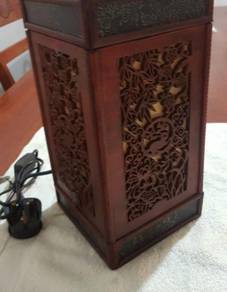 vintage table lamp