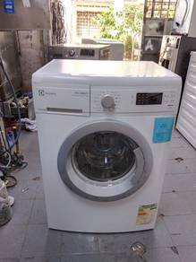 Electrolux front load washing machine mesin basuh