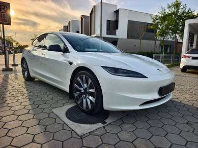 Tesla Model 3 LONG RANGE AWD (ENHANCED AUTOPILOT) in Johor Bahru, JHR