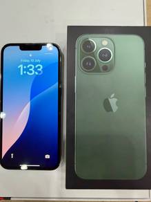 iPhone 13pro 256gb alpine green first hand owner