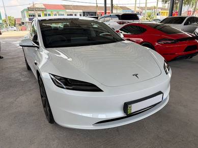 2025 Tesla Model 3 PERFORMANCE