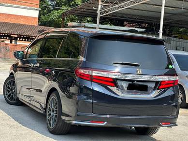 Honda Odyssey ABSOLUTE X in Serdang, KUL