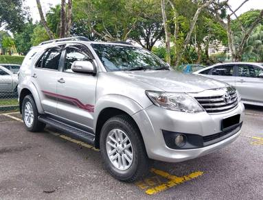 Toyota Fortuner V in Ampang, SGR
