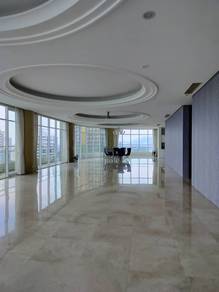 Condominium For Sale in 8 Gurney ( The Shore )