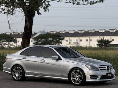 Mercedes Benz C200 200 BlueEFCY AMG SPRTPCK (CBU) in Kota Bharu, KTN