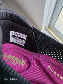 Brand New Larrie Slip in Shoes
