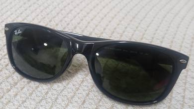 rayban wayfarer as good as new