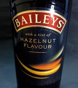 Botol kosong untuk koleksi (H)
