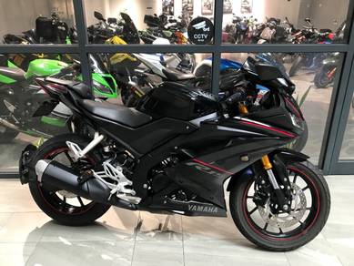 Yamaha R15