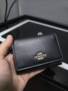 COACH Snap Wallet