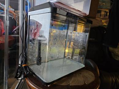 Aquarium fish tank