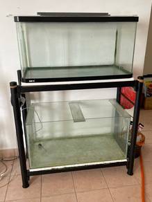3'x1.5'x1.5' Fish Tank c/w Stand