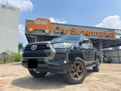 2022 Toyota Hilux E