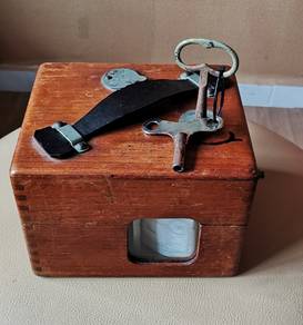 Antique Henry Martens Belgium Pigeon Timing Clock