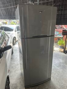 peti sejuk TOSHIBA