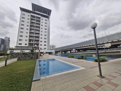 Condominium For Rent in Suria Jelatek Residence