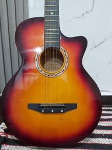 Gitar Terpakai Murah