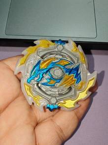 Takara Tomy Beyblade B-133 Ace Dragon