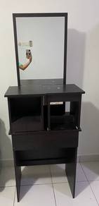 Wooden dressing table
