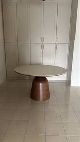 Aesthetic Dining Table