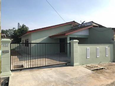 Semi-Detached House For Sale in Pekan,PHG