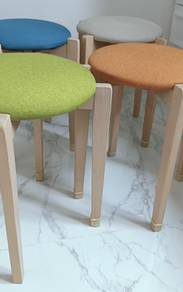 Colorful Solid Wood Stool with Cushion