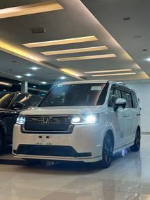 Honda Stepwagon AIR in KLCC, KUL