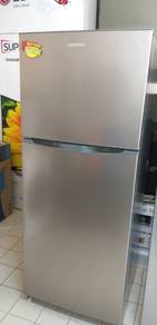 Pacirica Big Refrigerator PRF102A3G - terpakai