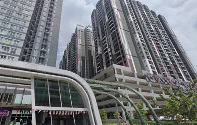 Condominium For Sale in Canopy Hills