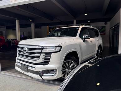 2022 Toyota Land Cruiser ZX