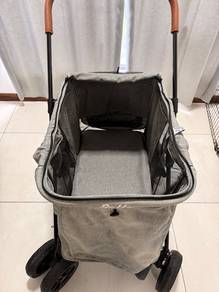 Bello Brand Pet Trolley – Good Condition 8/10