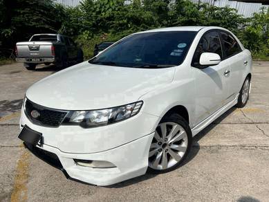 Kia Forte SX in KLCC, KUL
