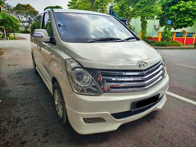 Hyundai Grand Starex ROYALE in Petaling Jaya, SGR