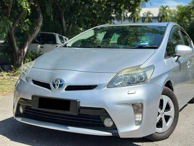 Toyota Prius LUXURY (HYBRID) in Ampang, SGR