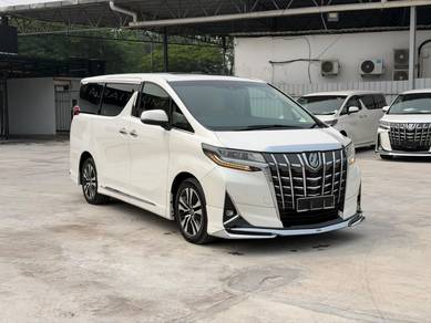 Toyota Alphard in Johor Bahru, JHR