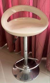 swivel bar chair