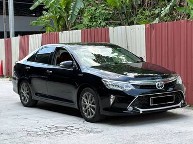 Toyota Camry HYBRID LUXURY in Salak Selatan, KUL