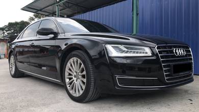 Audi A8 L TFSI QUATTRO in Kajang, SGR