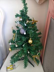 *Christmas Tree*