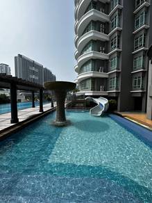 Condominium For Sale in The View Condominium (Twin Towers)