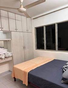 Room in Sungai Dua, PNG
