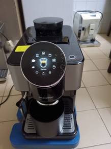 Dr Coffee H1 coffee machine.